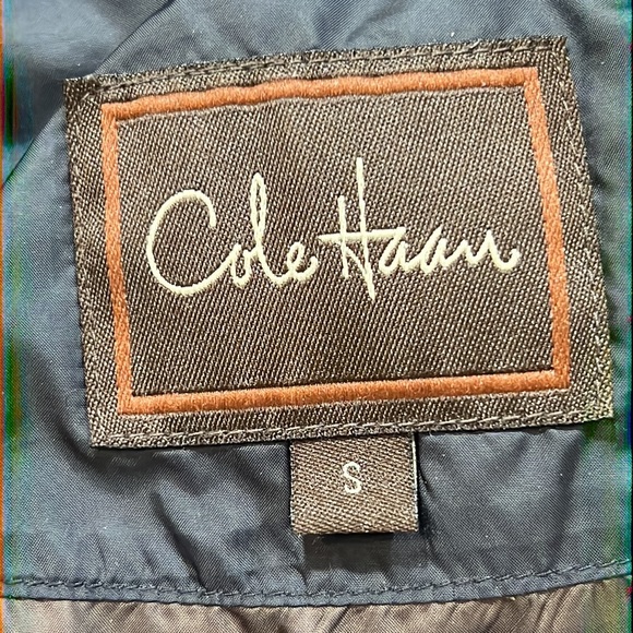 Cole Haan Black Fully Lined Belted Puffer Zip Closure Coat Front Pockets Size S - Picture 6 of 12